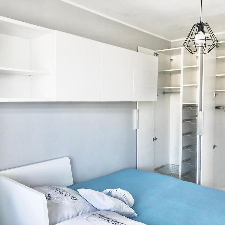 Apartament Family Wroclaw Z Klimatyzacja Parking Apartment Екстериор снимка