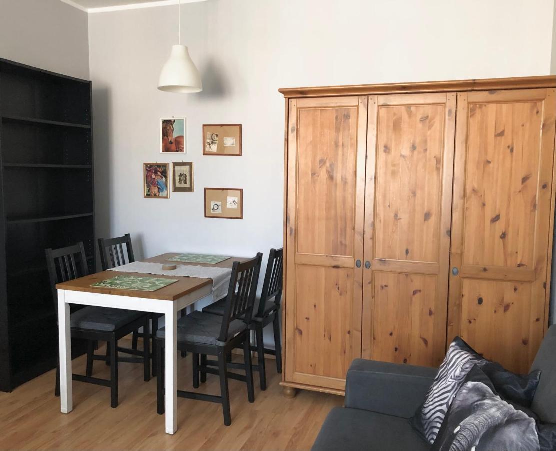 Apartament Family Wroclaw Z Klimatyzacja Parking Apartment Екстериор снимка