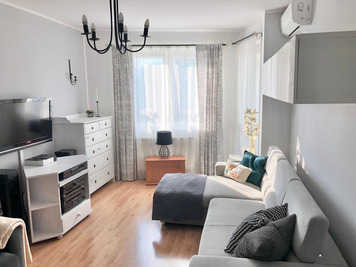 Apartament Family Wroclaw Z Klimatyzacja Parking Apartment Екстериор снимка