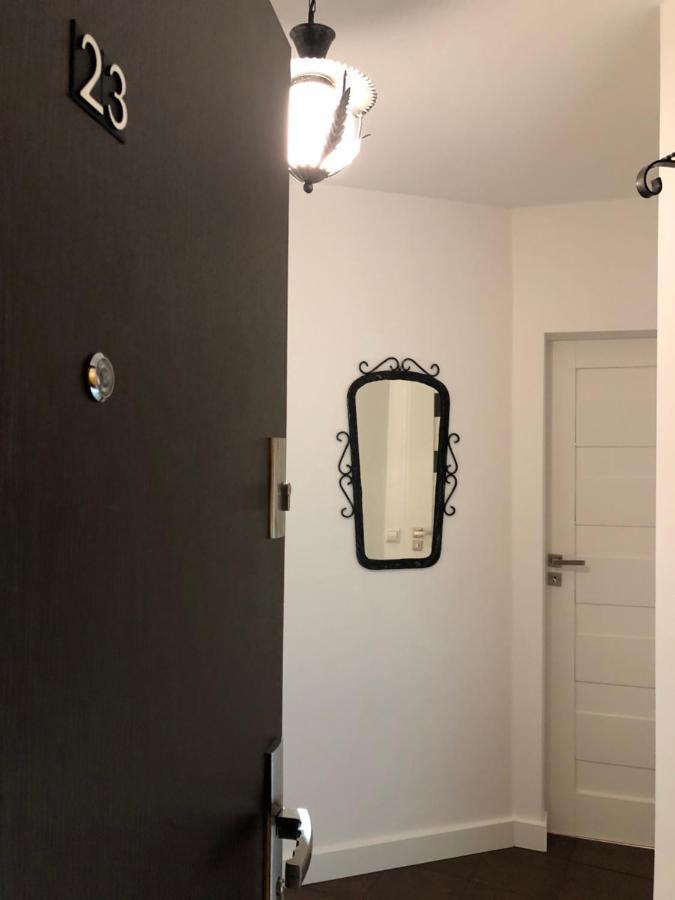 Apartament Family Wroclaw Z Klimatyzacja Parking Apartment Екстериор снимка