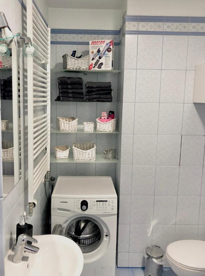 Apartament Family Wroclaw Z Klimatyzacja Parking Apartment Екстериор снимка